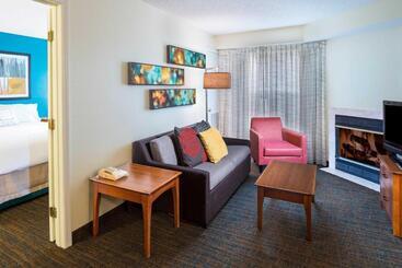 هتل Residence Inn Huntsville