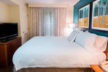 هتل Residence Inn Huntsville