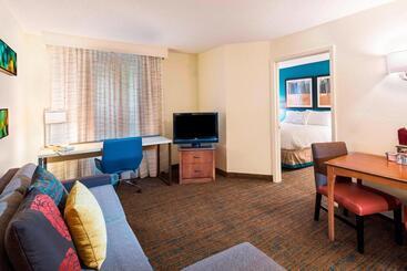 هتل Residence Inn Huntsville