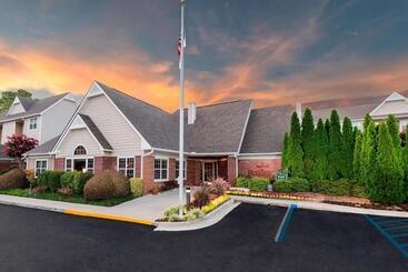 هتل Residence Inn Huntsville