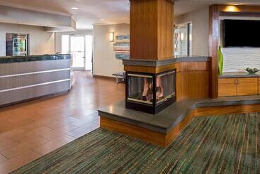 هتل Residence Inn Huntsville
