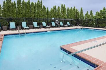 هتل Residence Inn Huntsville