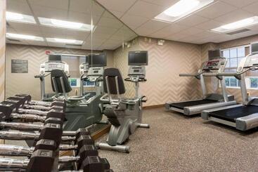 هتل Residence Inn Louisville Northeast