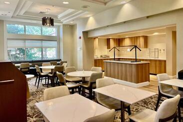 هتل Residence Inn By Marriott Norfolk Airport