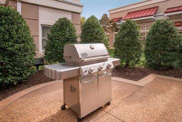 هتل Residence Inn By Marriott Norfolk Airport