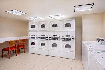 هتل Residence Inn By Marriott Norfolk Airport