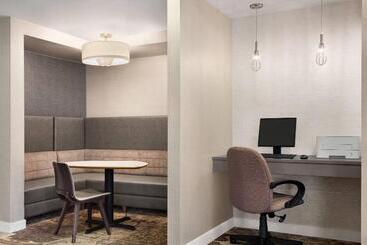 هتل Residence Inn Salem