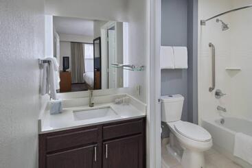 هتل Residence Inn Shreveport Airport
