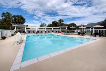 هتل Residence Inn By Marriott Wilmington Landfall