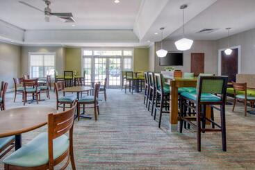 هتل Residence Inn By Marriott Wilmington Landfall