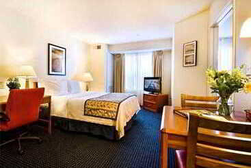 هتل Residence Inn By Marriott Wilmington Landfall