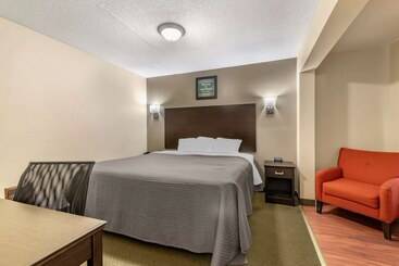 هتل Rodeway Inn Lake George Outlets