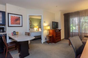 هتل Sonesta Es Suites Anaheim Resort Area