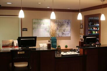 هتل Sonesta Es Suites Portland Vancouver 41st Street