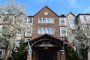 هتل Sonesta Es Suites Portland Vancouver 41st Street