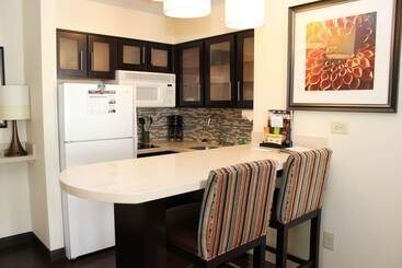 هتل Sonesta Es Suites Portland Vancouver 41st Street