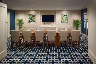 هتل Sonesta Es Suites St. Louis Westport