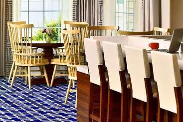 هتل Sonesta Es Suites St. Louis Westport