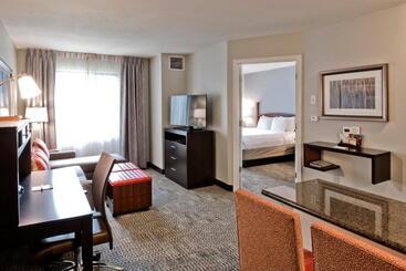 هتل Staybridge Suites   Charlotte Ballantyne, An Ihg