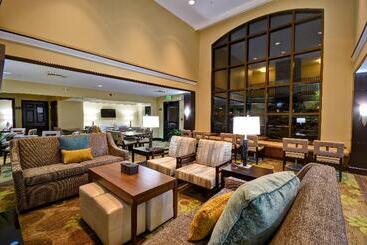 هتل Staybridge Suites Grand Rapids Kentwood, An Ihg