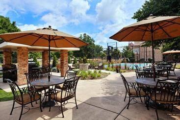 هتل Staybridge Suites Peoria Downtown, An Ihg