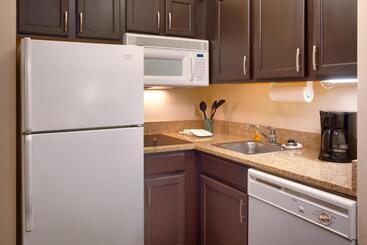 هتل Staybridge Suites Peoria Downtown, An Ihg