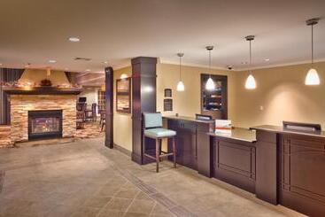 هتل Staybridge Suites Peoria Downtown, An Ihg