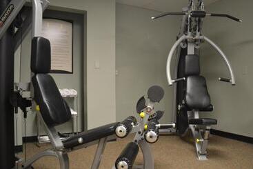 هتل Staybridge Suites Peoria Downtown, An Ihg