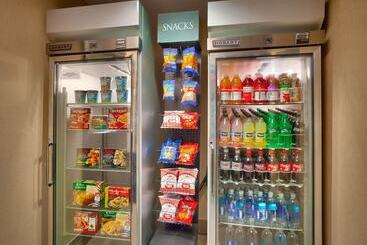 هتل Staybridge Suites Peoria Downtown, An Ihg
