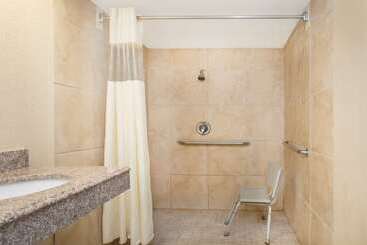 ホテル Super 8 By Wyndham San Antonio At I10