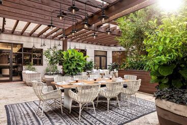 هتل The Ritzcarlton Coconut Grove, Miami