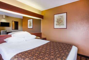 Microtel Inn By Wyndham Beckley