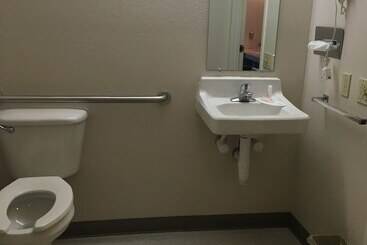 Microtel Inn By Wyndham Champaign