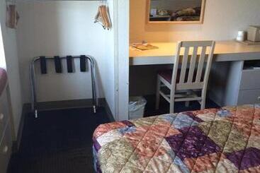 Microtel Inn By Wyndham Champaign