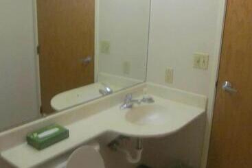 Microtel Inn By Wyndham Champaign