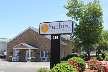 مُتل Sunbird Cape Cod Resort