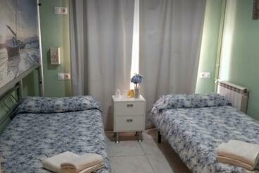 هاستل Residencia Alclausell