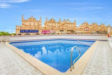 Stunning Apartment In Orihuela Costa - Orihuela Costa