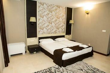 Family Hotel Edia Sandanski