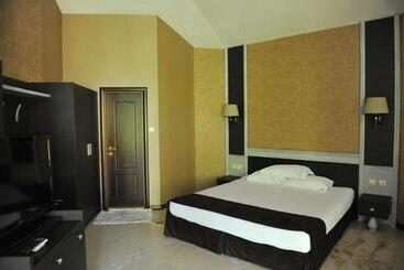 Family Hotel Edia Sandanski