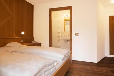 Garni Hotel Geier