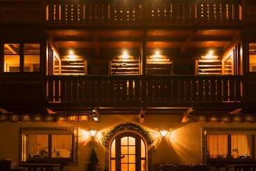 Garni Hotel Geier