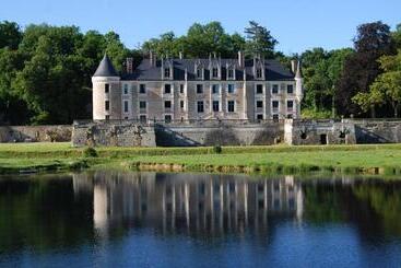 هتل Chateau Des Arpentis