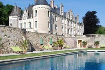 هتل Chateau Des Arpentis