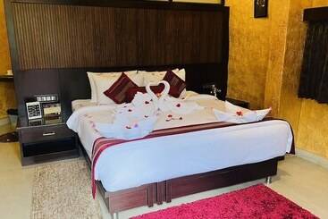 酒店 Coorg Jungle Camp Backwater Resort