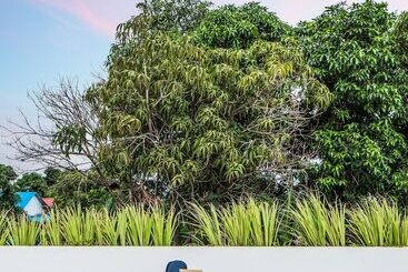 هتل Green Stay Village