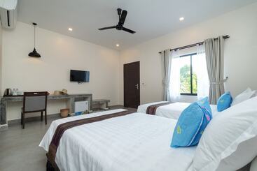 هتل Green Stay Village