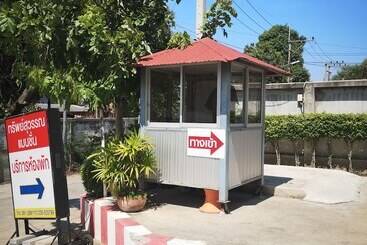 هتل Sab Suwarn Mansion