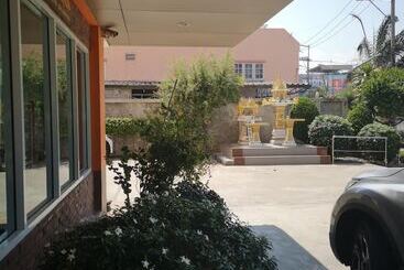 هتل Sab Suwarn Mansion