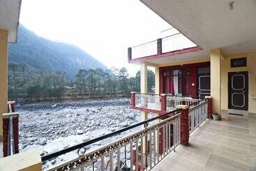 Отель Shiv Ganga View By Oyo Rooms